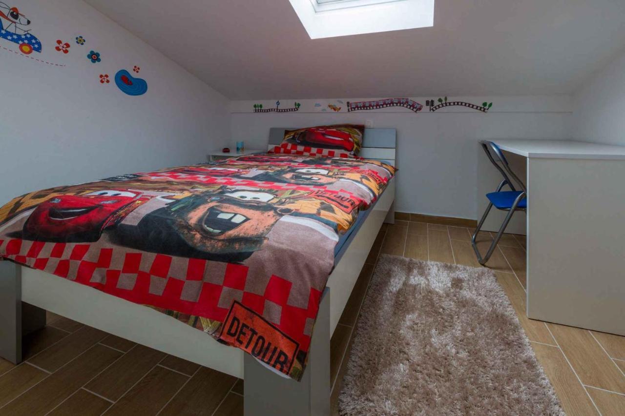 Holiday Home In Grizane 39285 Zewnętrze zdjęcie